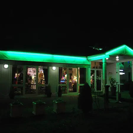 Hotel L'escadrille Mérignac