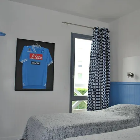L'escadrille Hotel Mérignac